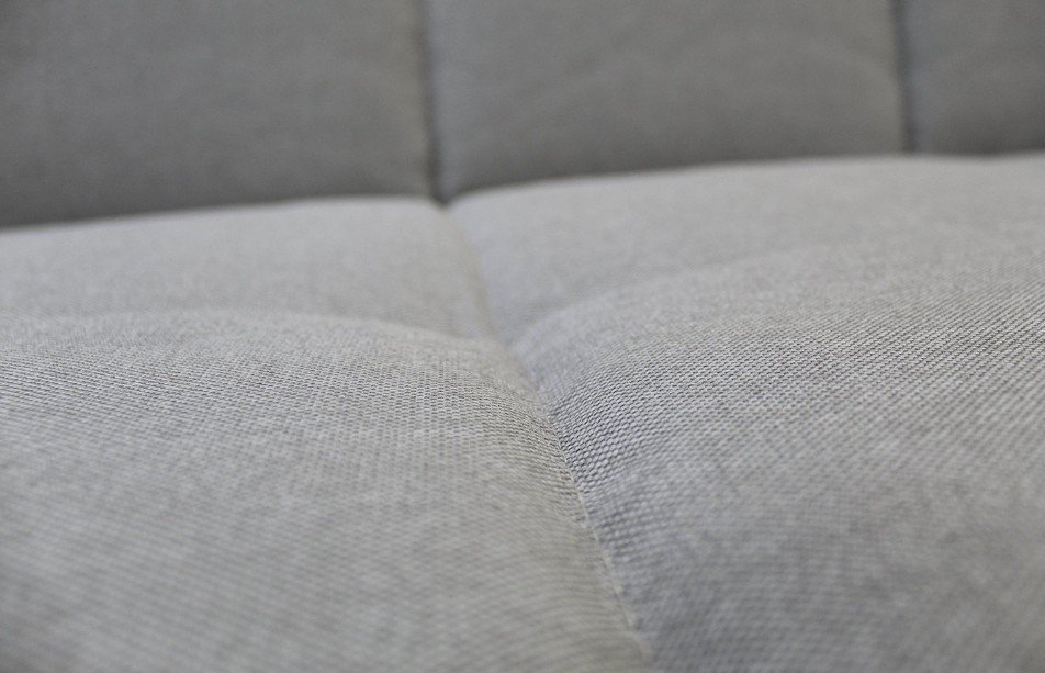 Жаккардовый диван серого цвета
