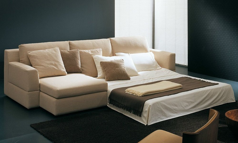 спальный диван большой